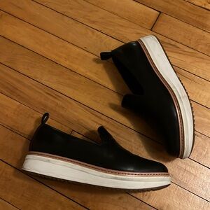 Clark’s platform loafer